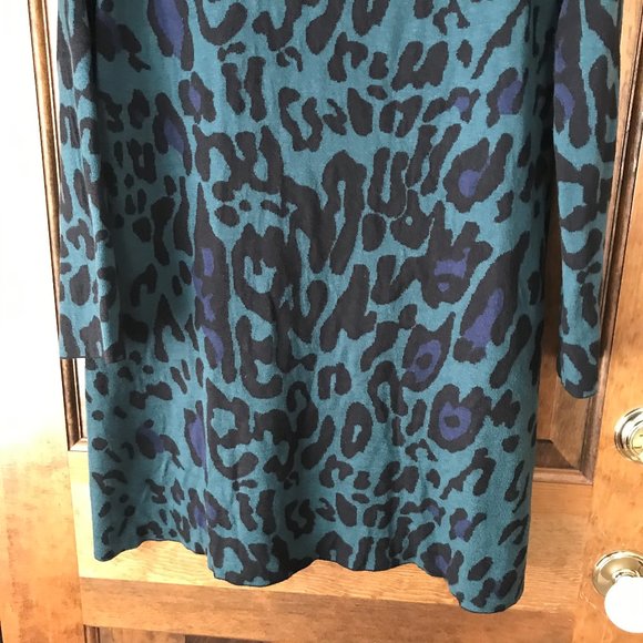 CARMEN Marc Valvo Green Animal Print Sweater Dress Large - Picture 3 of 7